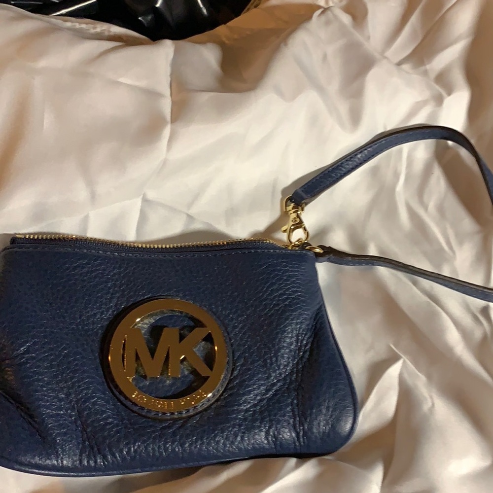 Michael Kors wristlet